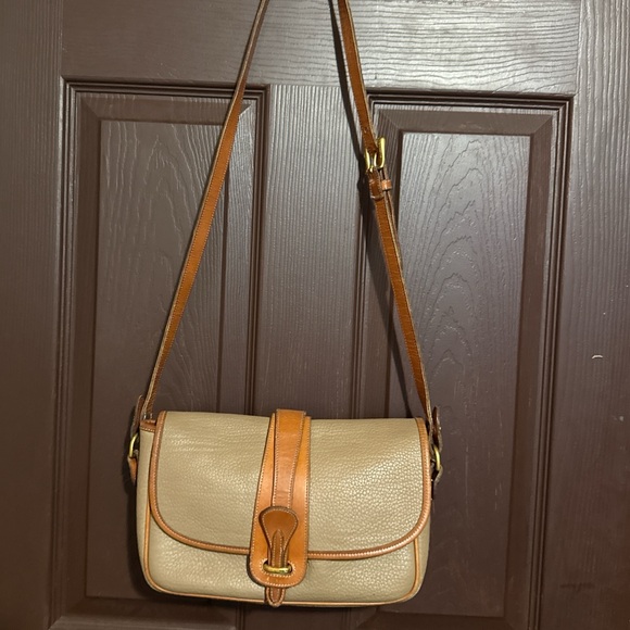 Dooney & Bourke Handbags - Vintage Dooney & Bourke Tan and Brown Leather Shoulder Bag